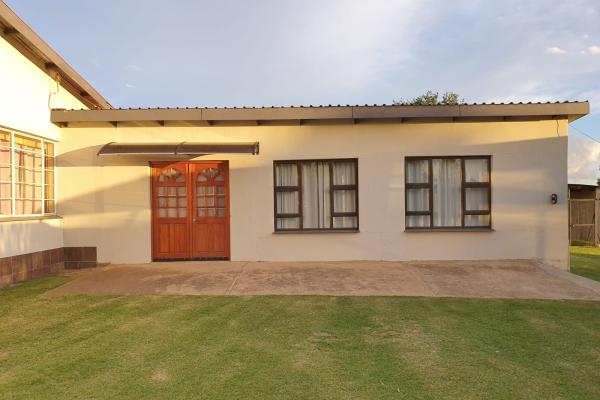 8 Sleeper (House) 8 Sleeper (House)